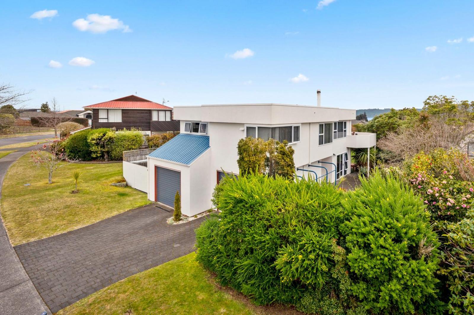 The White House - Taupo Holiday Home Екстер'єр фото