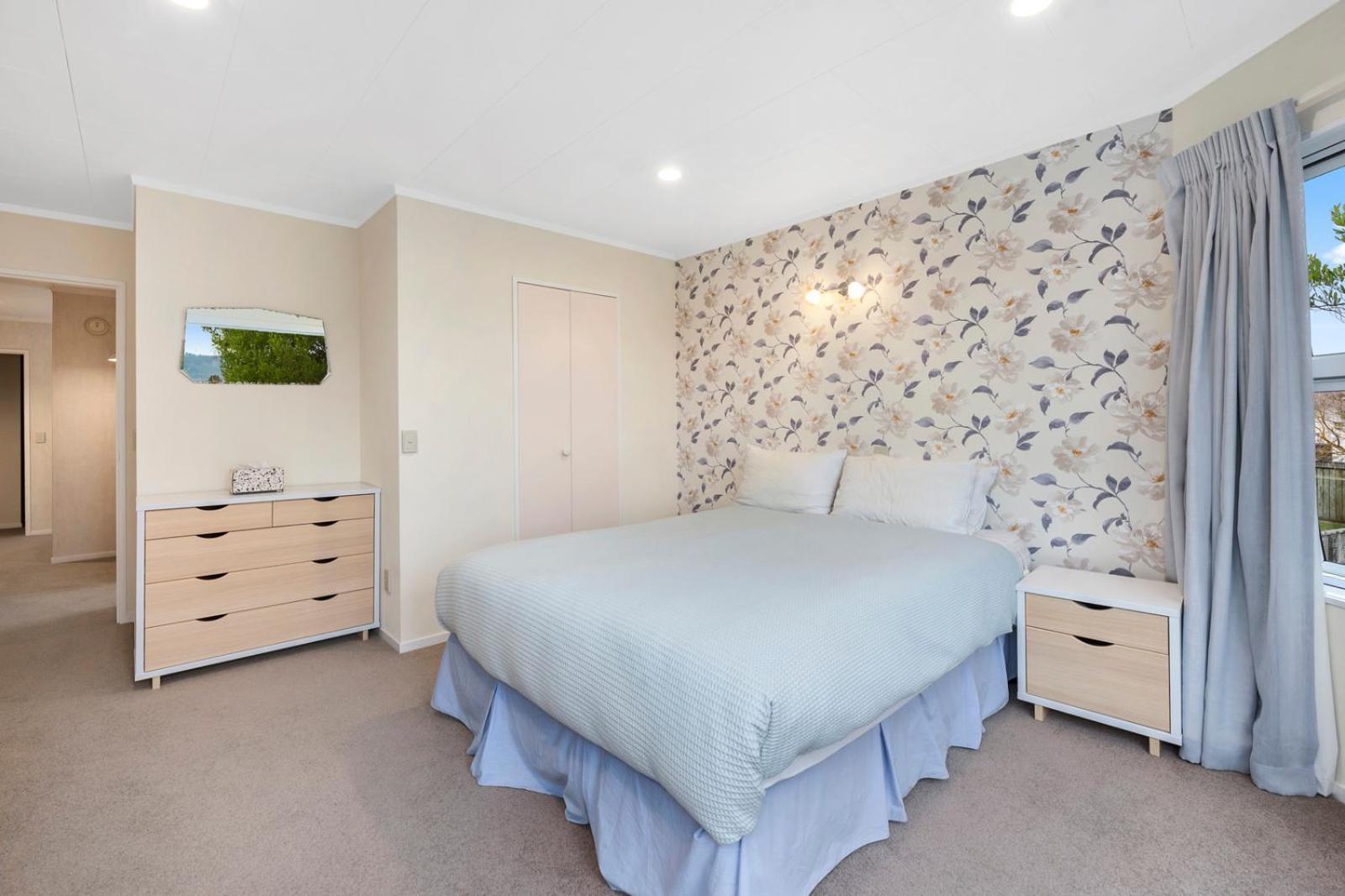 The White House - Taupo Holiday Home Екстер'єр фото